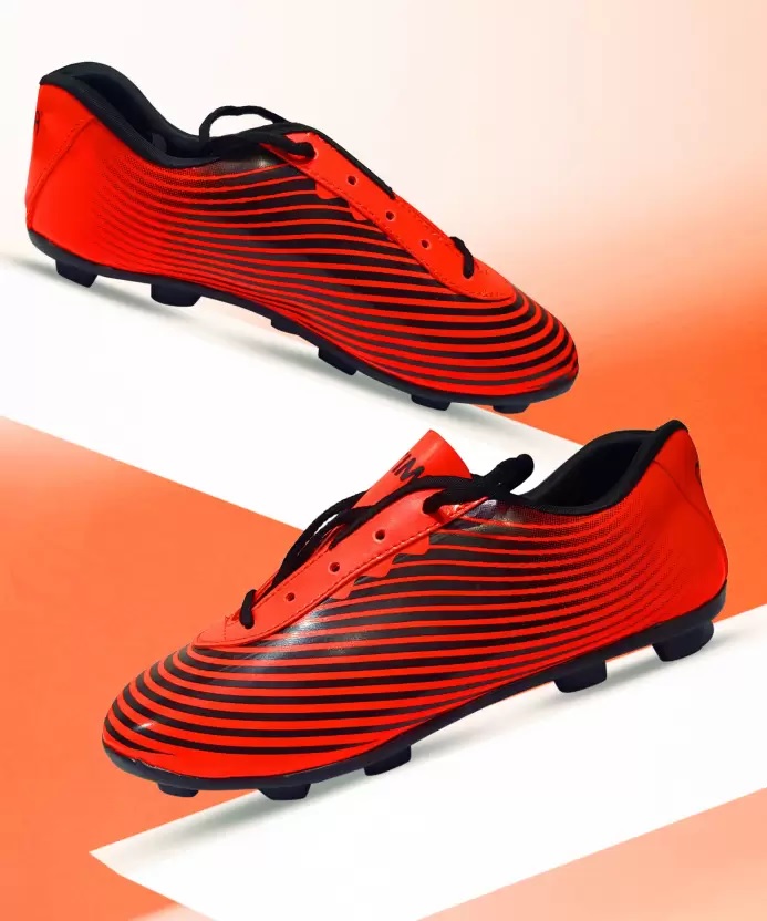 OPTIMA Football Shoes for Men size 6